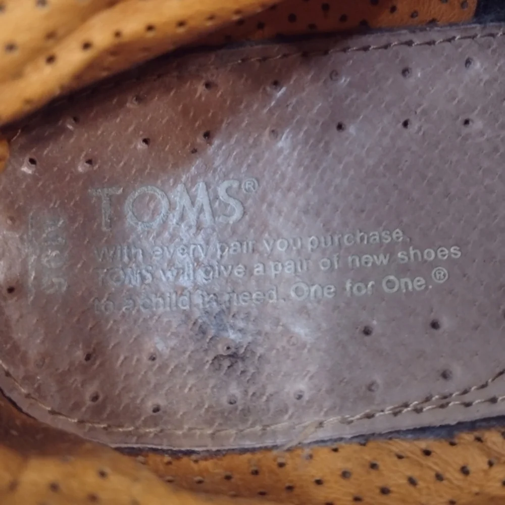 Toms Men's Sharcoal Canvas Shoes Size (9.5)